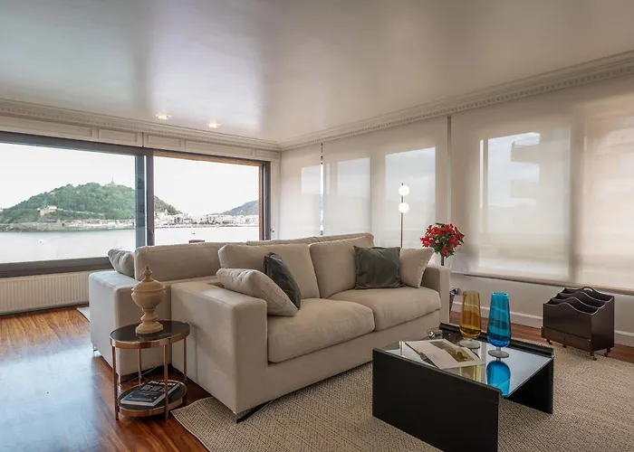 Miraconcha 47 アパート *