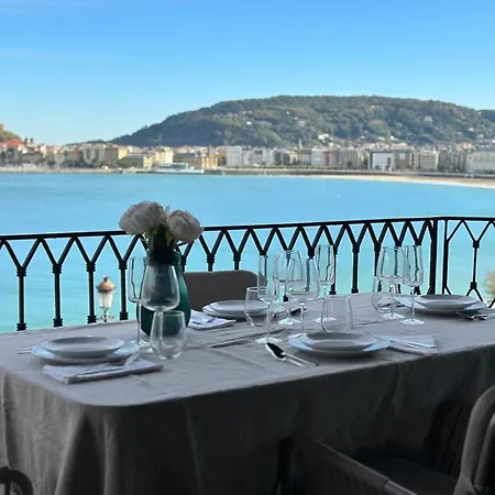 Miraconcha 47 アパート