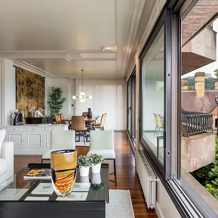 Апартаменти Miraconcha 47 *